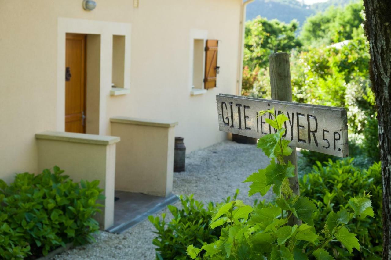 Gite Le Noyer - L'Ancien Vignoble Saint-Julien-de-Lampon ภายนอก รูปภาพ